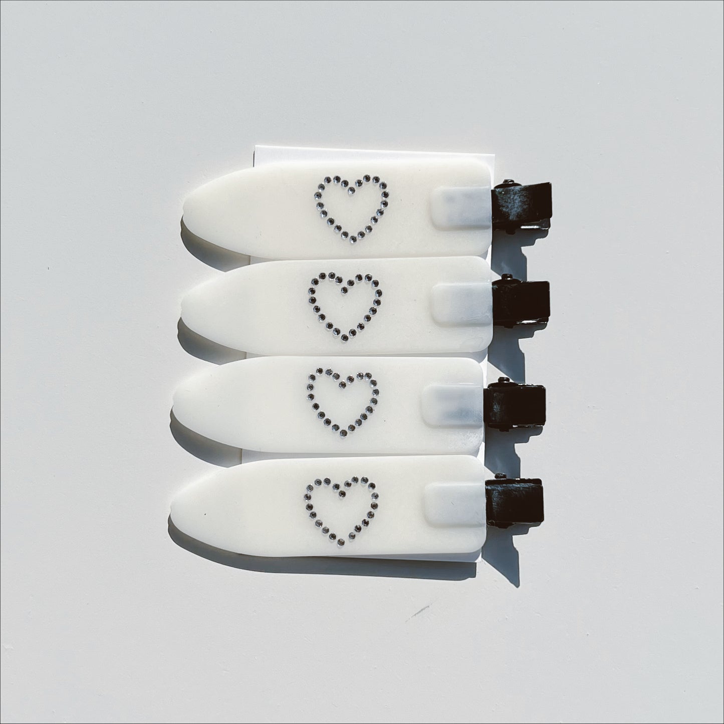 SETTING CLIPS- Love
